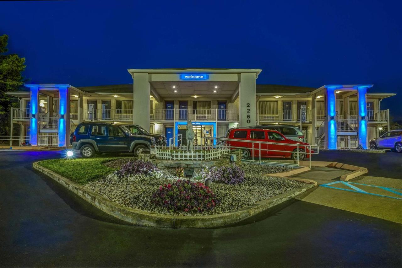 Hotel 6-lexington, Ky - East I-75