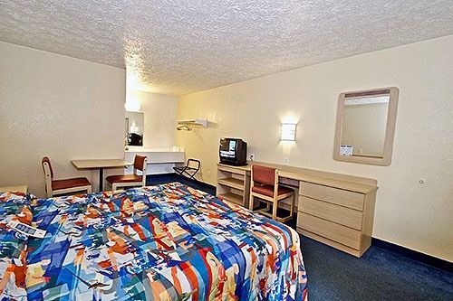 6-lexington, Ky - East I-75 Hotel